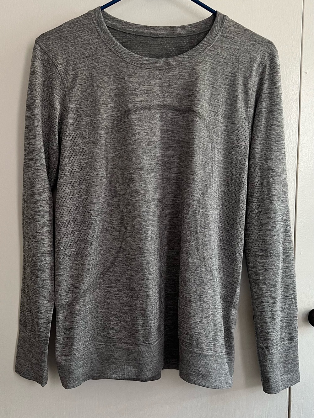 lululemon athletica Women's Long-Sleeve Crew Tee in Heather Gray